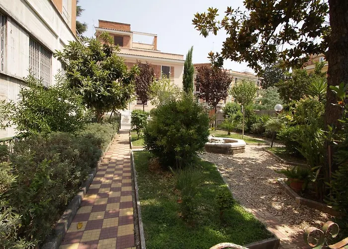 玛格丽特狄欧米拉佩尔假日之家酒店 2* 罗马