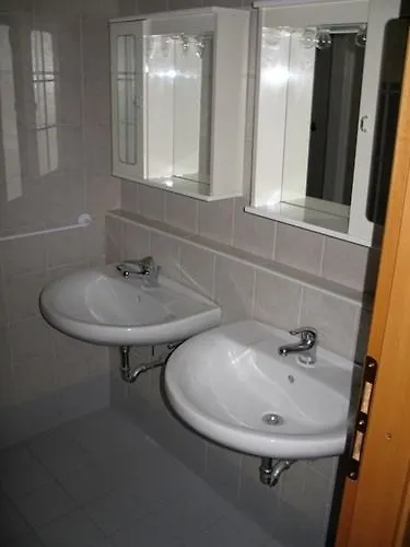 酒店 玛格丽特狄欧米拉佩尔假日之家酒店