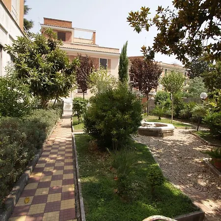 Casa Per Ferie Margherita Diomira 2* רומא